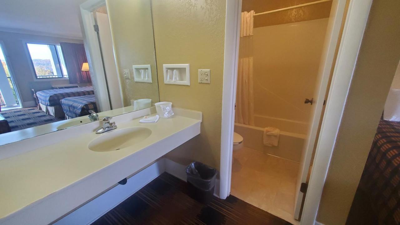 Americas Best Value Inn Kodak - Sevierville Екстериор снимка