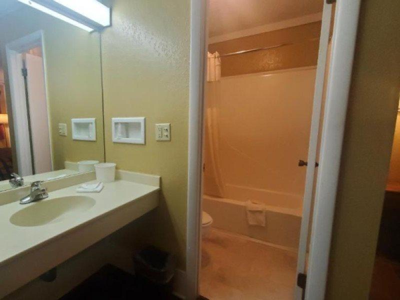 Americas Best Value Inn Kodak - Sevierville Екстериор снимка